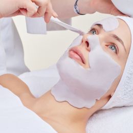 Essential Comfort Peel-Off Mask